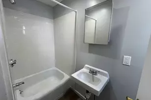 306 Bank St, Fall River, MA 02720 - Photo 7
