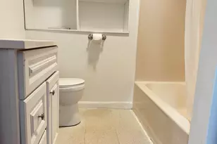 8 Jackson St, Quincy, MA 02169 - Photo 7