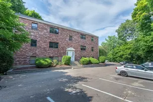 8 Jackson St, Quincy, MA 02169 - Photo 11