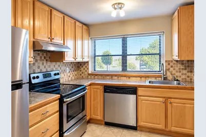 107 Nahant St #B107-2, Lynn, MA 01902 - Photo 5