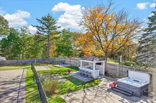 238 Liberty St, Braintree, MA 02184 - Photo 27
