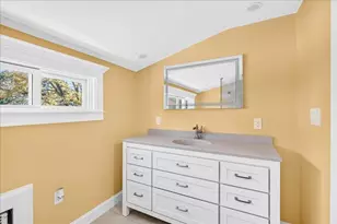 238 Liberty St, Braintree, MA 02184 - Photo 23