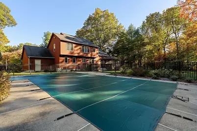 247 Riverlin St, Millbury, MA 01527 - Photo 35