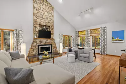 247 Riverlin St, Millbury, MA 01527 - Photo 3