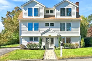 20 Edgewood Rd, Marblehead, MA 01945 - Photo 1