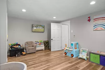 56 Locust St, Oxford, MA 01540 - Photo 13