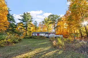 562 Union St, Leominster, MA 01453 - Photo 5
