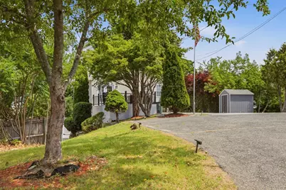 724 Woodman St, Fall River, MA 02724 - Photo 31