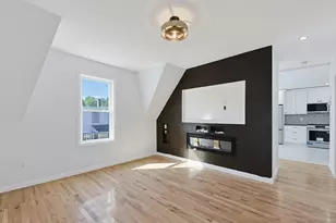 9 Chester St, Taunton, MA 02780 - Photo 5