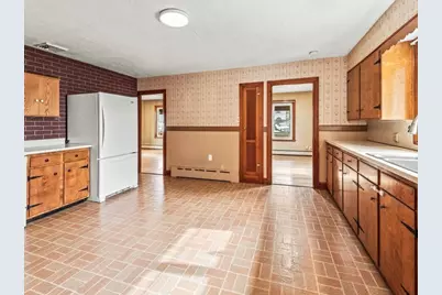 20 Roger St, Southbridge, MA 01550 - Photo 17