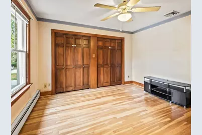 20 Roger St, Southbridge, MA 01550 - Photo 11