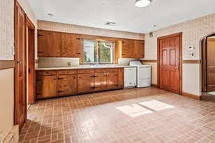 20 Roger St, Southbridge, MA 01550 - Photo 5