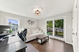 258 Goodwin St, Fall River, MA 02724 - Photo 13