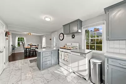 258 Goodwin St, Fall River, MA 02724 - Photo 5