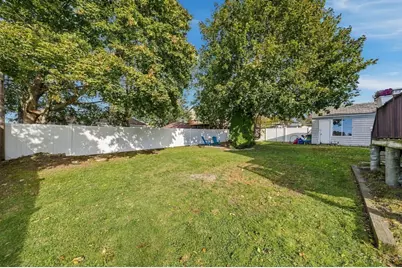 258 Goodwin St, Fall River, MA 02724 - Photo 31
