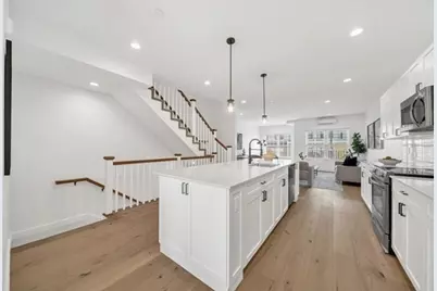 635 Main Street #TH 10, Wilmington, MA 01887 - Photo 3