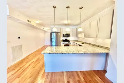 185 Essex Street #4D, Melrose, MA 02176 - Photo 9