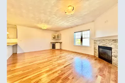 185 Essex Street #4D, Melrose, MA 02176 - Photo 11