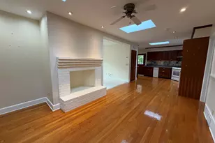 25 Wayne Memorial Dr, Dartmouth, MA 02747 - Photo 9