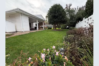25 Wayne Memorial Dr, Dartmouth, MA 02747 - Photo 37