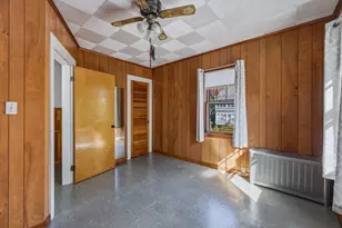 196 Sargeant St, Holyoke, MA 01040 - Photo 21