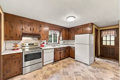 74 Havenhurst Rd, West Springfield, MA 01089 - Photo 15
