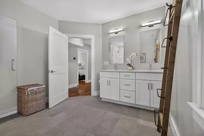 611 Centre St #1, Newton, MA 02458 - Photo 29