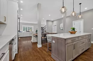 611 Centre St, Newton, MA 02458 - Photo 11