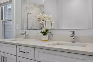 611 Centre St, Newton, MA 02458 - Photo 23