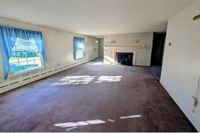 21 Vernon St, Oxford, MA 01540 - Photo 5
