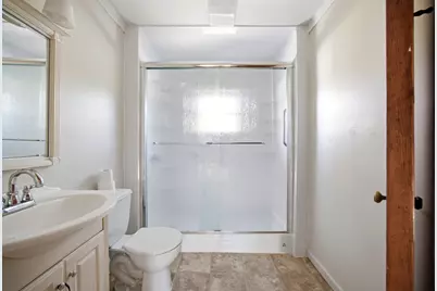 25 Park Ave, Greenfield, MA 01301 - Photo 23