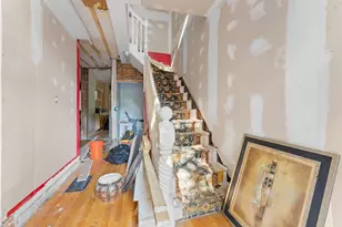 15 Nonquit St, Boston, MA 02125 - Photo 5