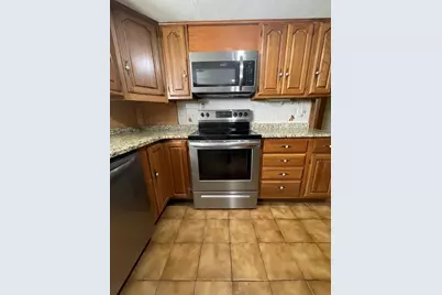 340 Albion St #2, Wakefield, MA 01880 - Photo 5