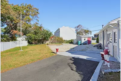 29 Janet St, Plymouth, MA 02360 - Photo 35