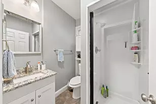 655 Gardners Neck Road, Swansea, MA 02777 - Photo 37