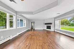 655 Gardners Neck Road, Swansea, MA 02777 - Photo 17