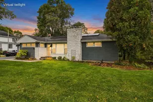 655 Gardners Neck Road, Swansea, MA 02777 - Photo 3