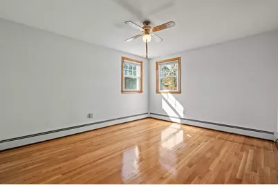 2 Wolcott Road, Saugus, MA 01906 - Photo 17