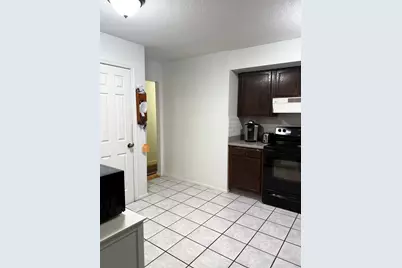 394 Bedford St, Lakeville, MA 02347 - Photo 9