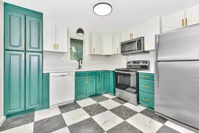 21 Park St #1L, Haverhill, MA 01830 - Photo 3