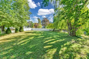 21 Park St, Haverhill, MA 01830 - Photo 15