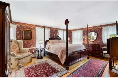 50 Chestnut St, Lynnfield, MA 01940 - Photo 25