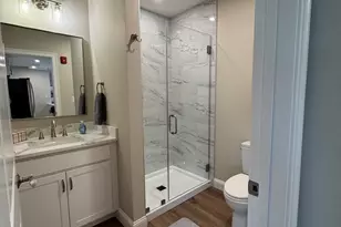 758 Eddy St, Providence, RI 02903 - Photo 15