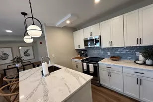 758 Eddy St, Providence, RI 02903 - Photo 11