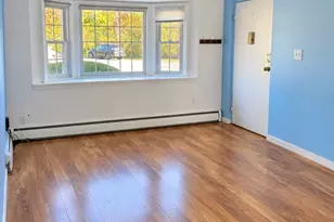 20 Washington Park Dr, Andover, MA 02061 - Photo 3