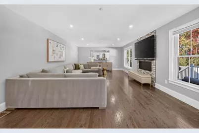 24 Douglas St, Weymouth, MA 02190 - Photo 3