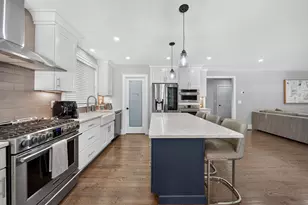 24 Douglas St, Weymouth, MA 02190 - Photo 7