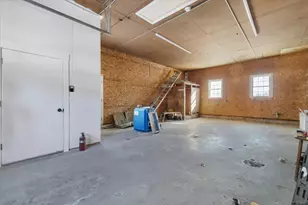 67 Maple St, Oakham, MA 01068 - Photo 37