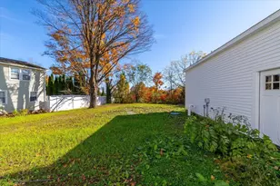 67 Maple St, Oakham, MA 01068 - Photo 41
