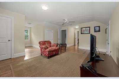 933 South St, Needham, MA 02492 - Photo 31
